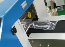 全自動包裝機包裝護目鏡作業現場